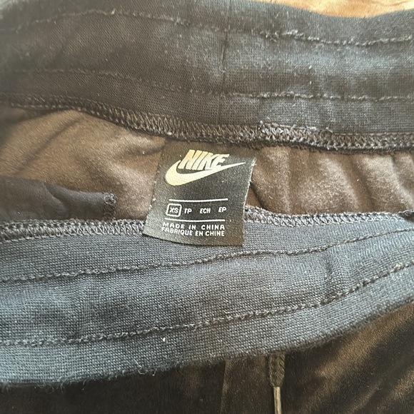 Nike Swede joggers - Picture 4 of 4